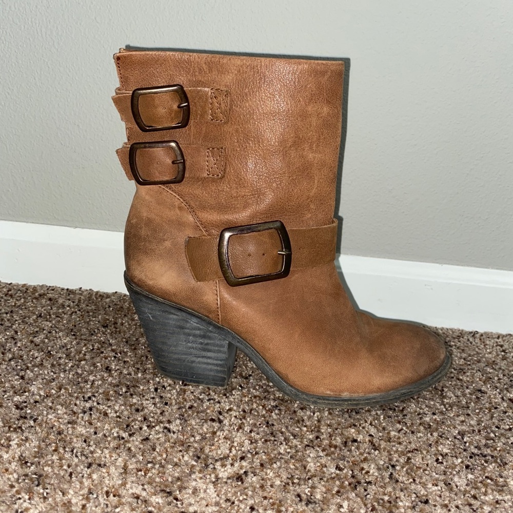 Lucky Brand boots